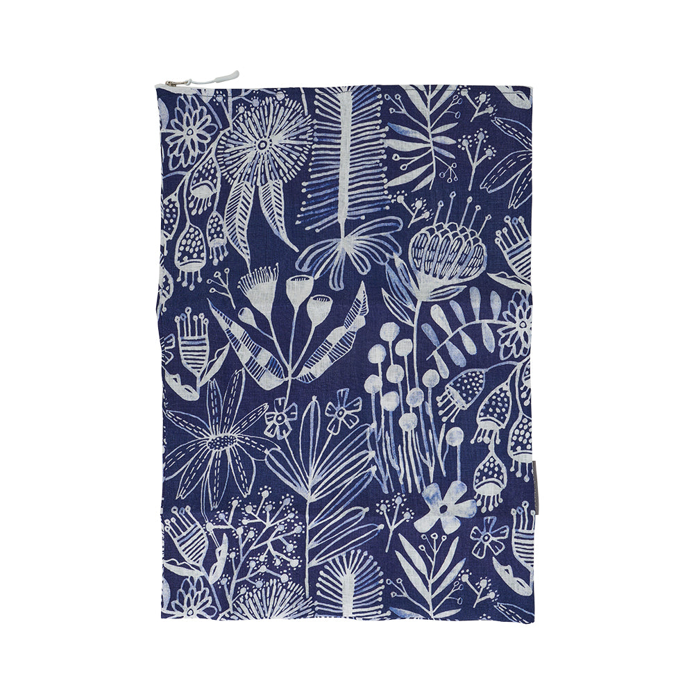 laundry-bag-navy-native-linen