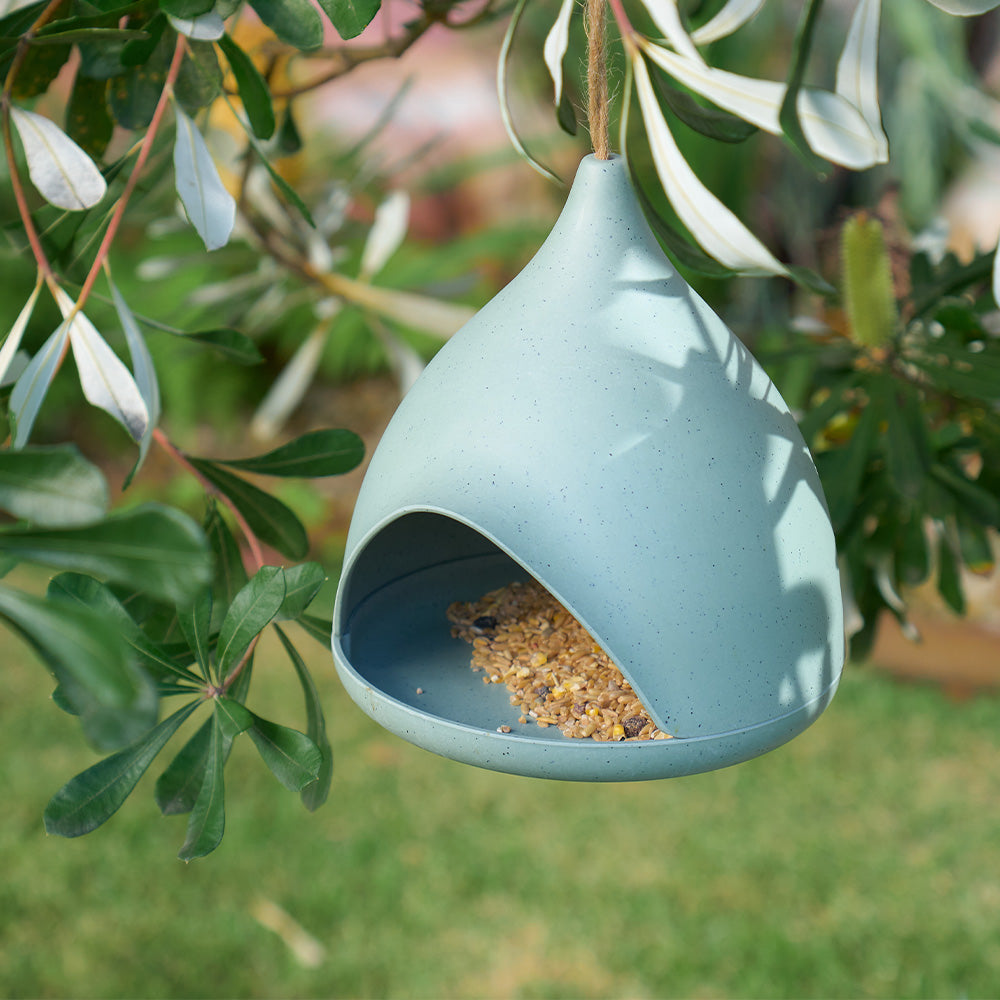 Annabel Trends - Bamboo Bird House - igloo