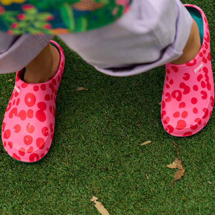 cheetah gummies memory foam clogs