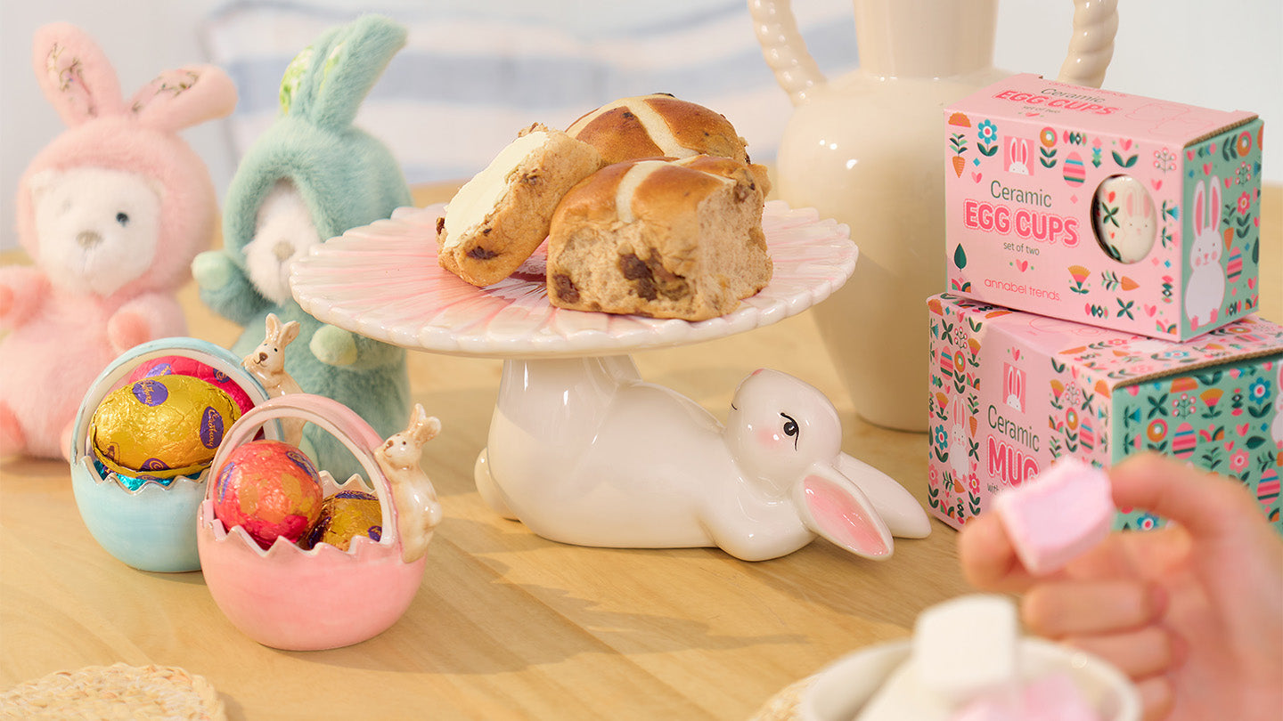 easter-ceramics-egg-cups-cake-stand-bunny-bear