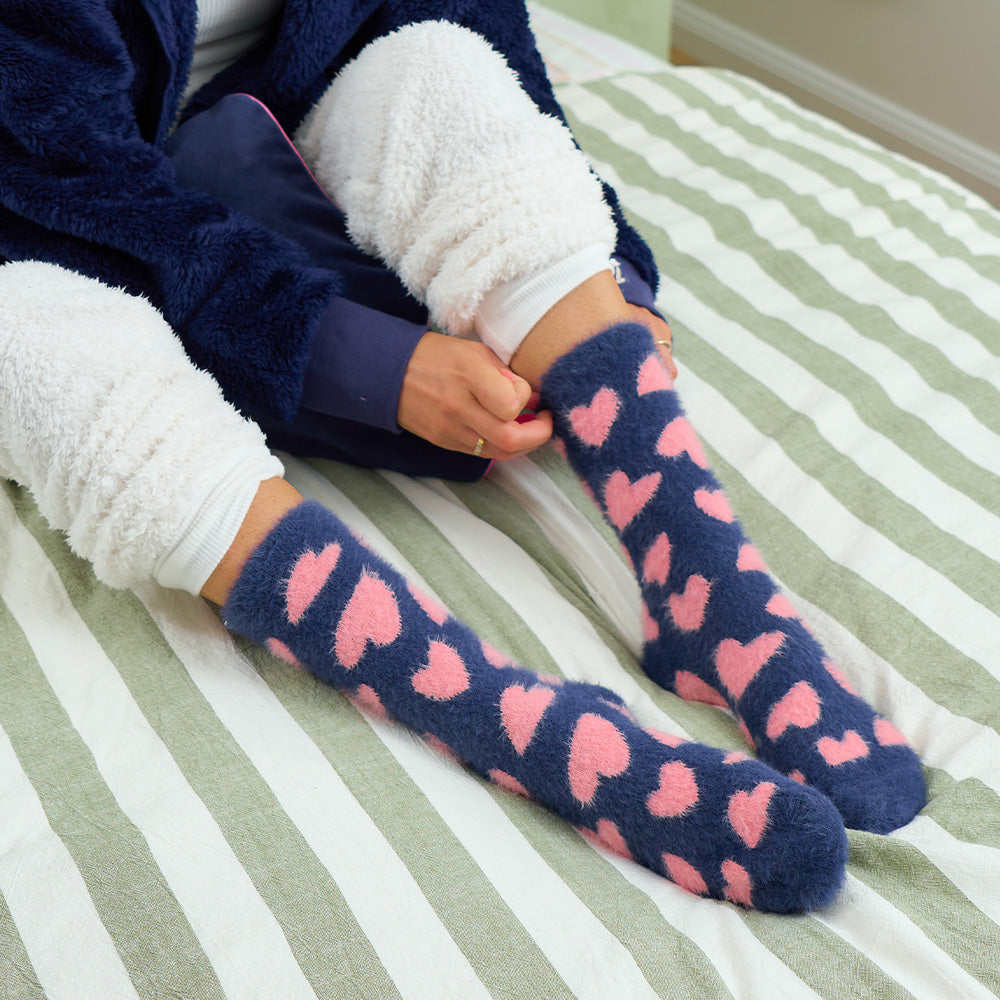 fuzzy-socks-heart-navy-lounge-socks