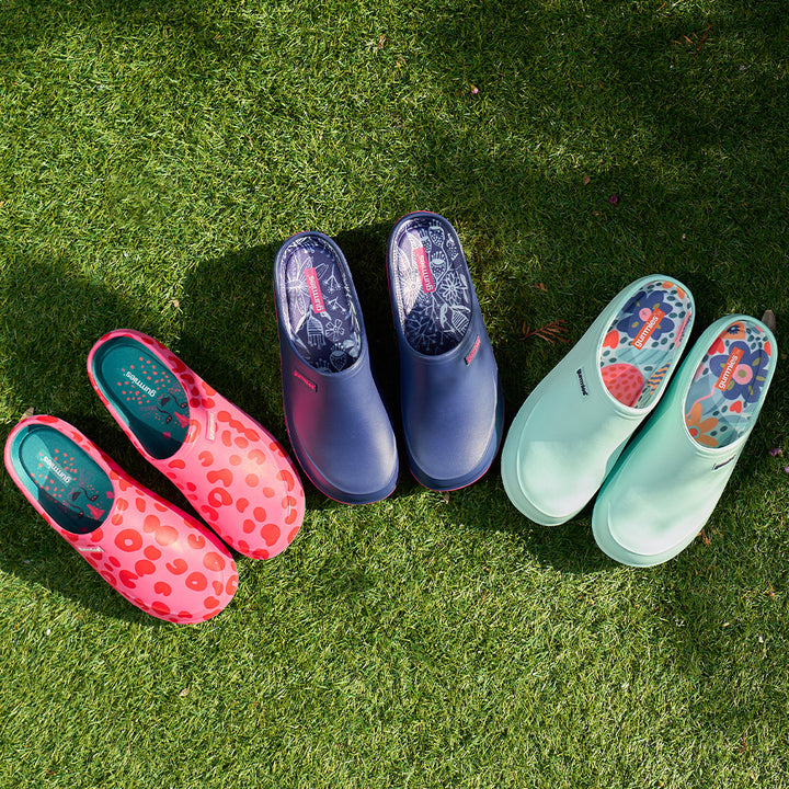 gummies clogs garden love, cheetah, navy natives