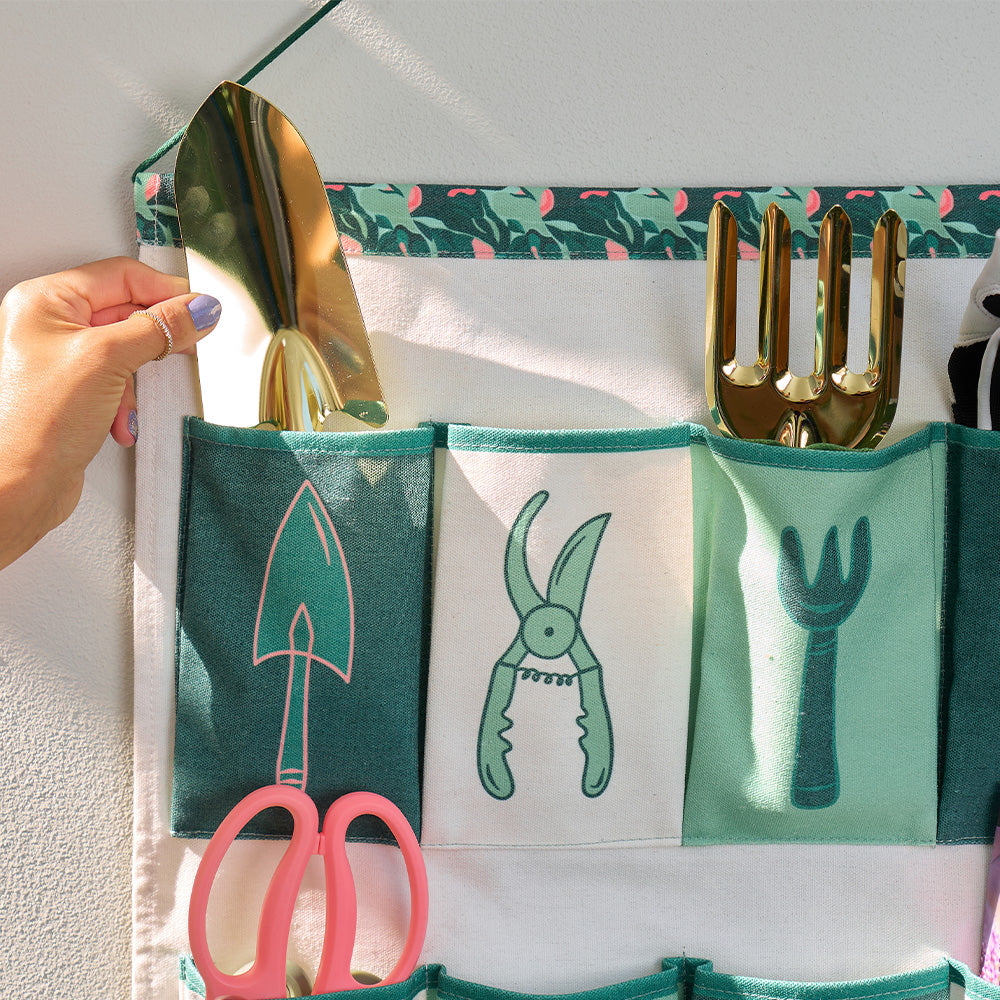 hanging garden tool organiser