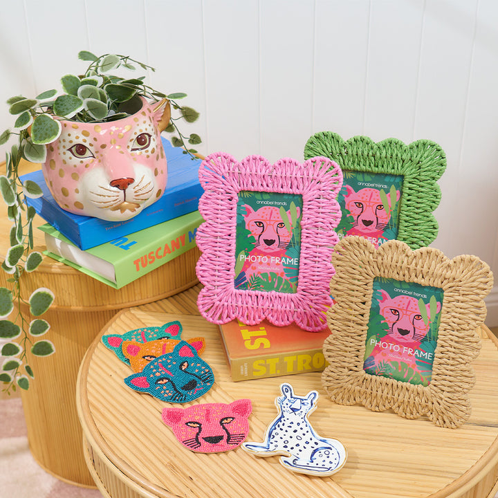 papier-photo-frames-pink-reen-natural-cheetah-planter-cheetah-coasters