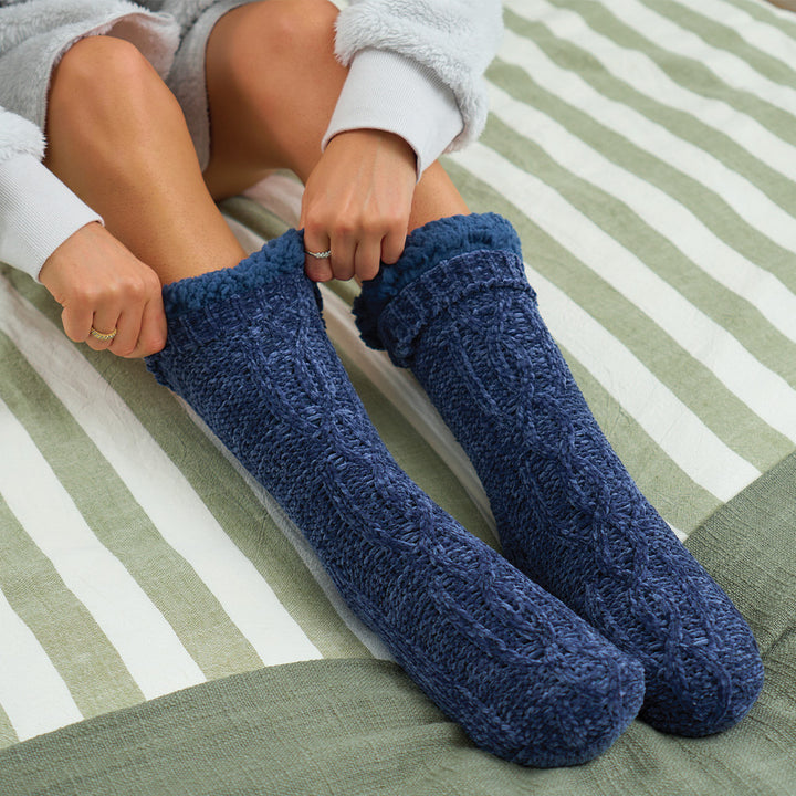 chenille-sherpa-socks-navy